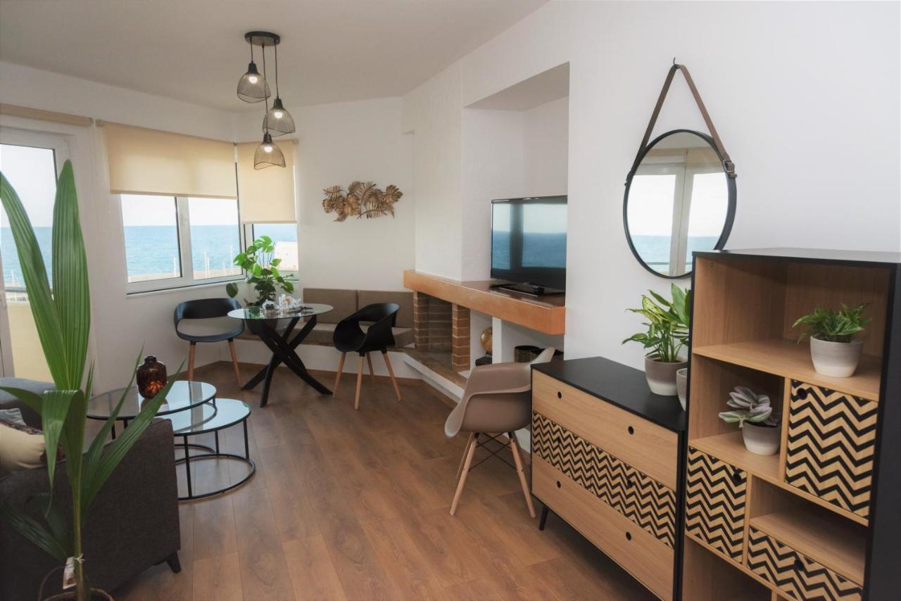Koules Sea View City Apartment イラクリオン エクステリア 写真